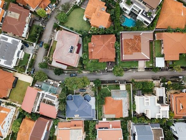 Quels sont les frais et les taxes liés à l'achat d'une résidence secondaire à Arcangues ?